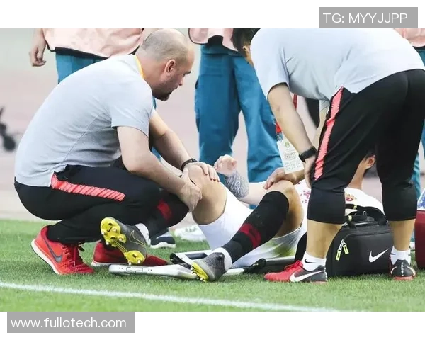 杭州足球队耐力争议引发热议球迷与专家观点交锋分析