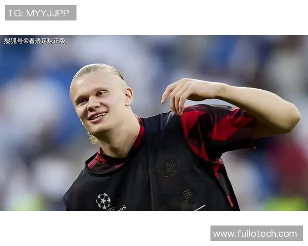 韩国足球明星的儿子崭露头角成为新一代足球希望之星