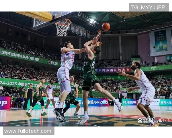 南京篮球队逆袭之路揭示团队精神与奋斗历程的精彩故事